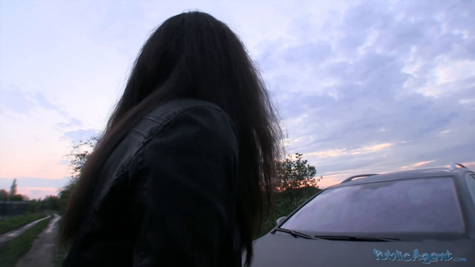 PublicAgent - Juli (Episode 90) FullHD 1080p